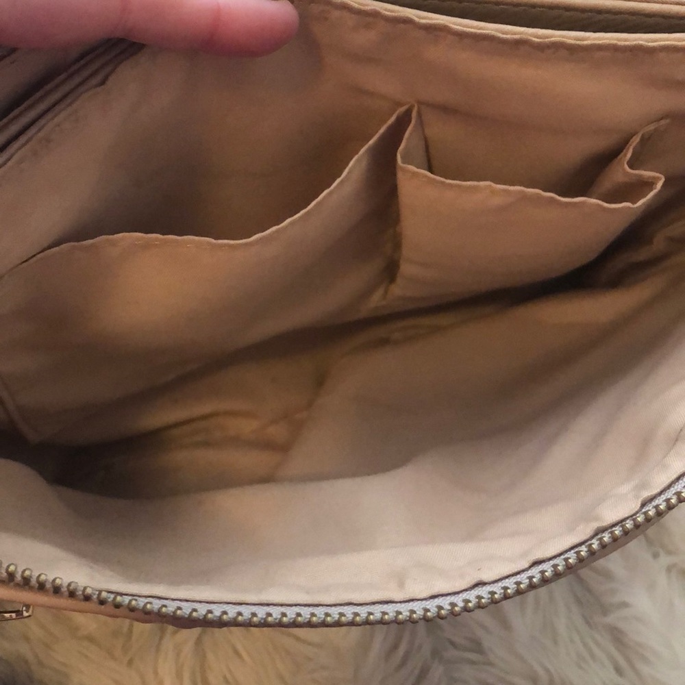 Purse - Picture 4 of 4